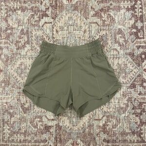 Lululemon Hotty Hot shorts